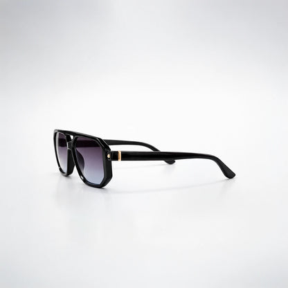 Gafas de sol de estilo aviador geométrico Miami Beach con montura gruesa negra y lentes en degradado violeta azul.
