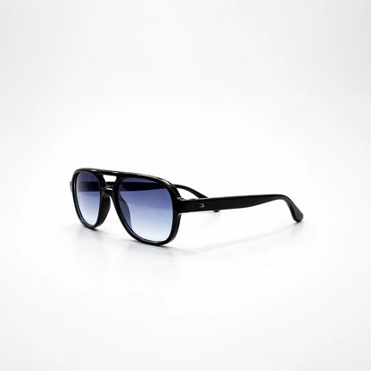 Gafas de sol de estilo aviador geométrico New York Sky con montura gruesa negra y lentes en degradado azul.
