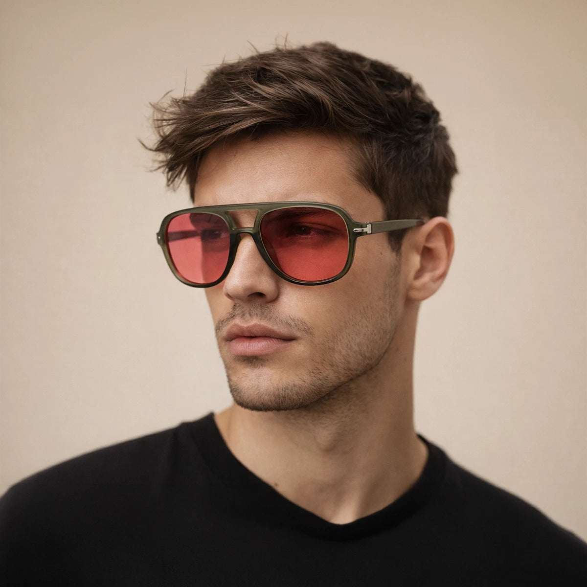 Gafas de sol de diseño Santorini Heat para un estilo de vida con actitud urbana y sofisticada.
