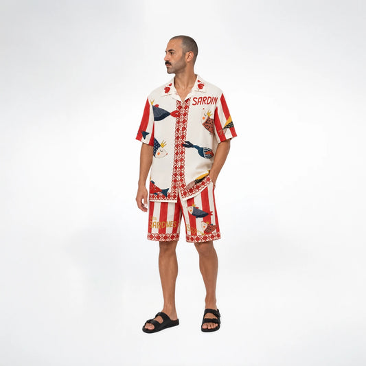 Set oversized inspirado en el encanto vintage de las conserveras portuguesas. Diseño artístico, fresco y lleno de personalidad para tu verano. ¡Consíguelo en Badhabitsx!